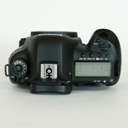 Canon EOS 5D Mark IV