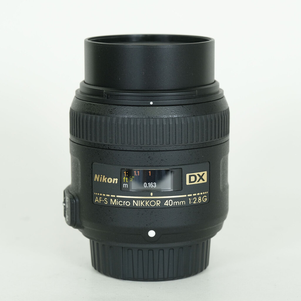 Nikon AF-S DX Micro NIKKOR 40mm f/2.8G