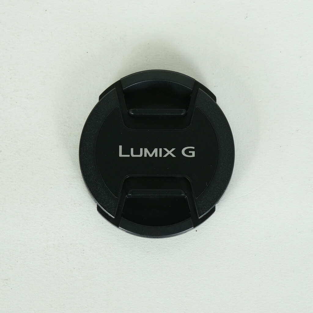 Panasonic LUMIX G VARIO 35-100mm / F4.0-5.6 ASPH. / MEGA O.I.S.