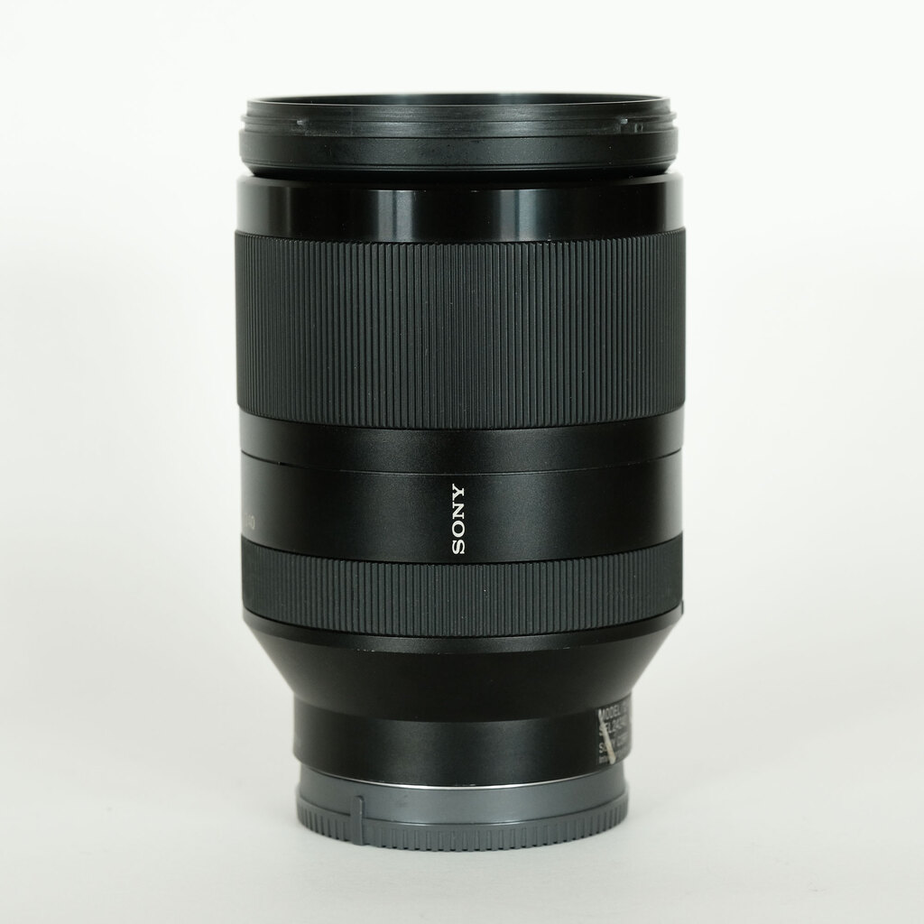 SONY FE 24-240mm F3.5-6.3 OSS SEL24240