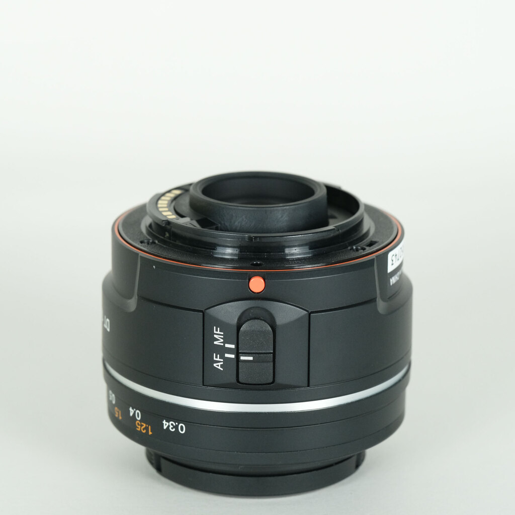 SONY DT 50mm F1.8 SAM SAL50F18の出品 | ONE SCENE（ワンシーン）