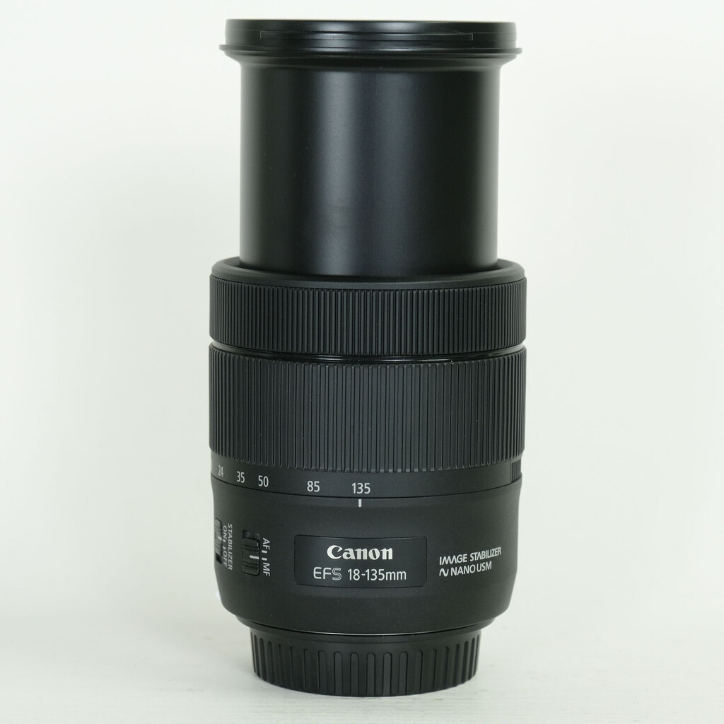 Canon EF-S18-135mm F3.5-5.6 IS USM