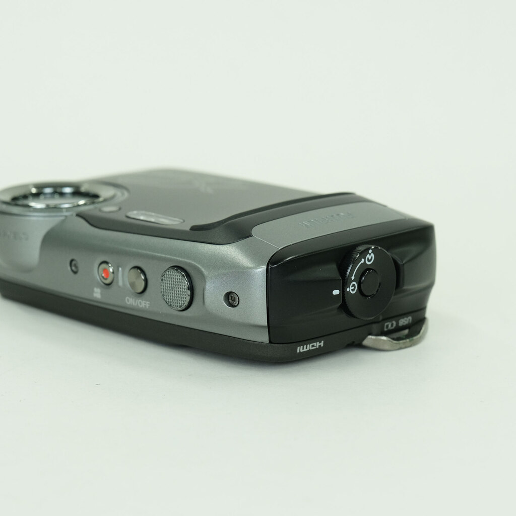 FUJIFILM FinePix XP140 ダークシルバー FUJIFILM FinePix XP140 ダークシルバー