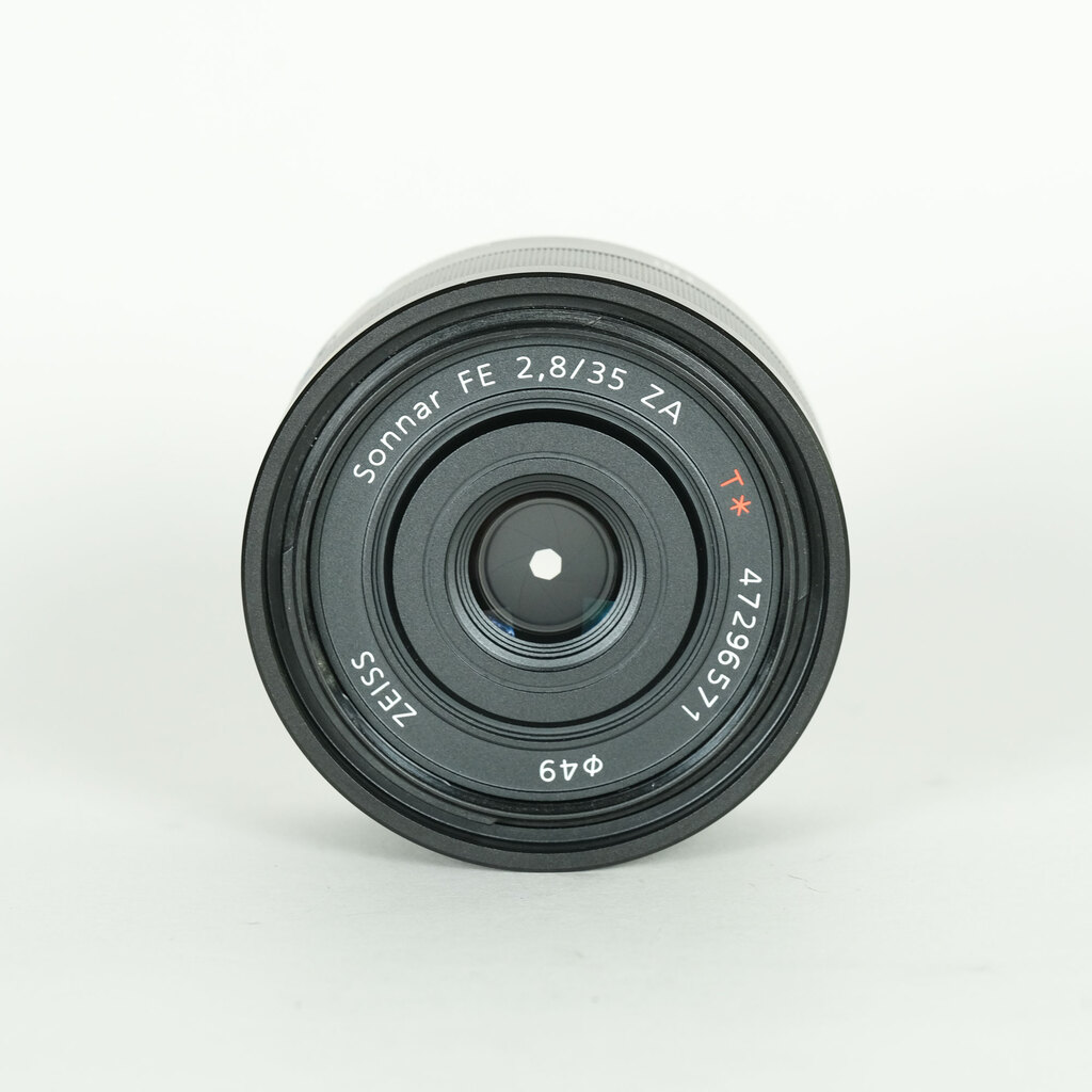 SONY Sonnar T* FE 35mm F2.8 ZA SEL35F28Z SONY Sonnar T* FE 35mm F2.8 ZA SEL35F28Z