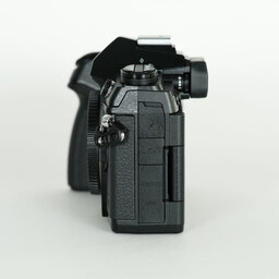 OLYMPUS OM-D E-M1 Mark III