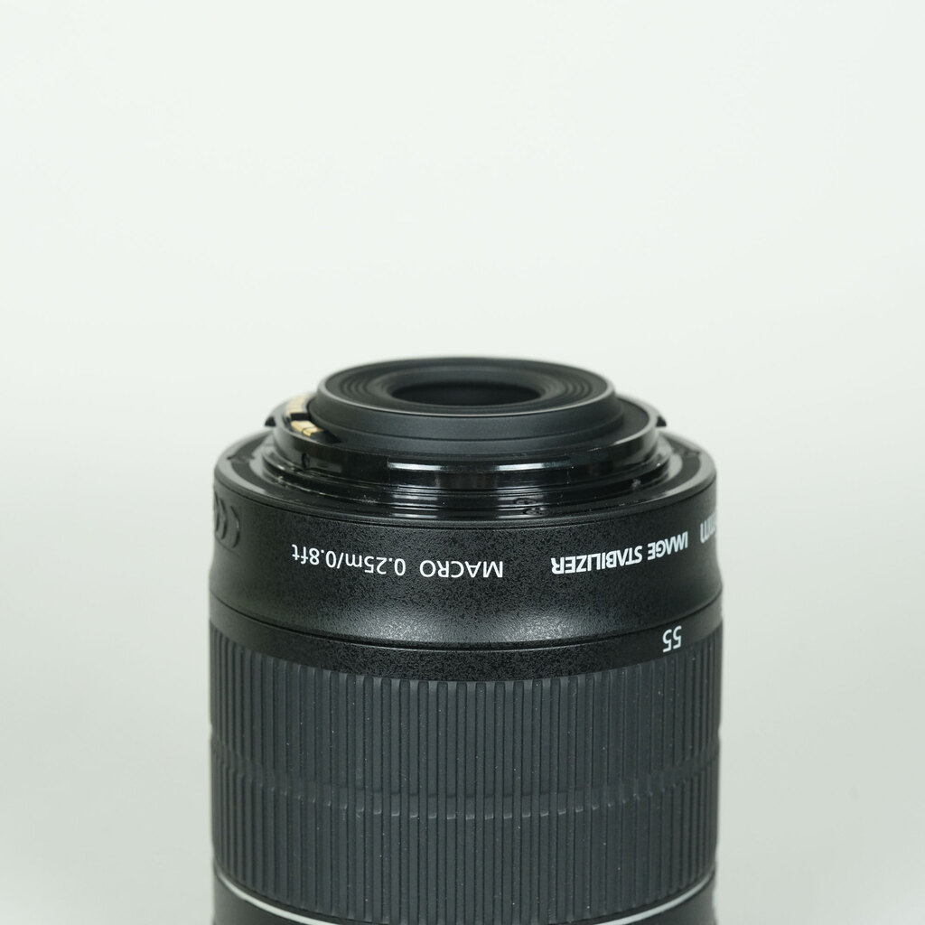 Canon EF-S18-55mm F3.5-5.6 IS STM