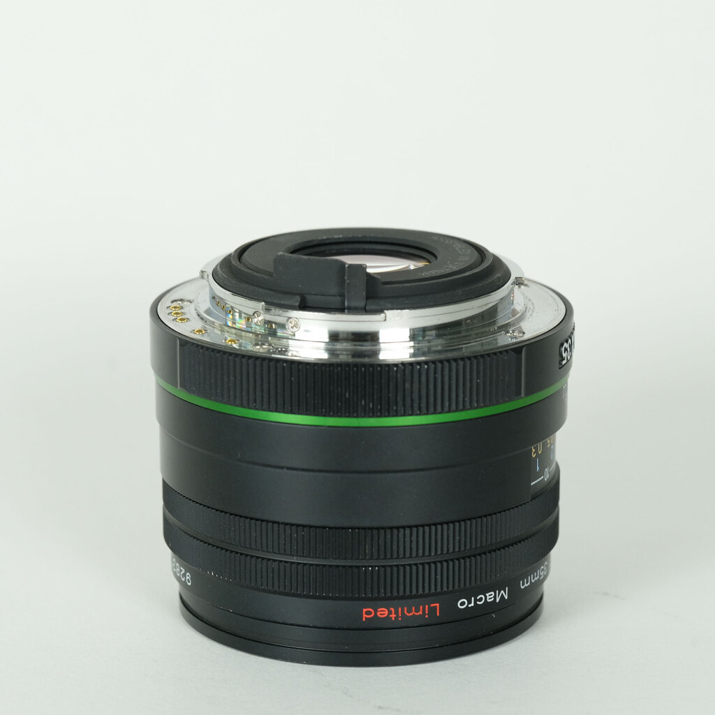 PENTAX smc PENTAX-DA 35mm F2.8 Macro Limited