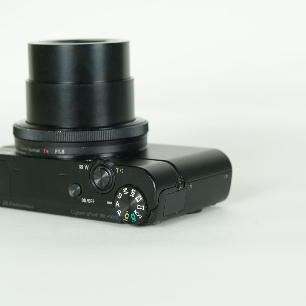 SONY Cyber-shot RX100（DSC-RX100）