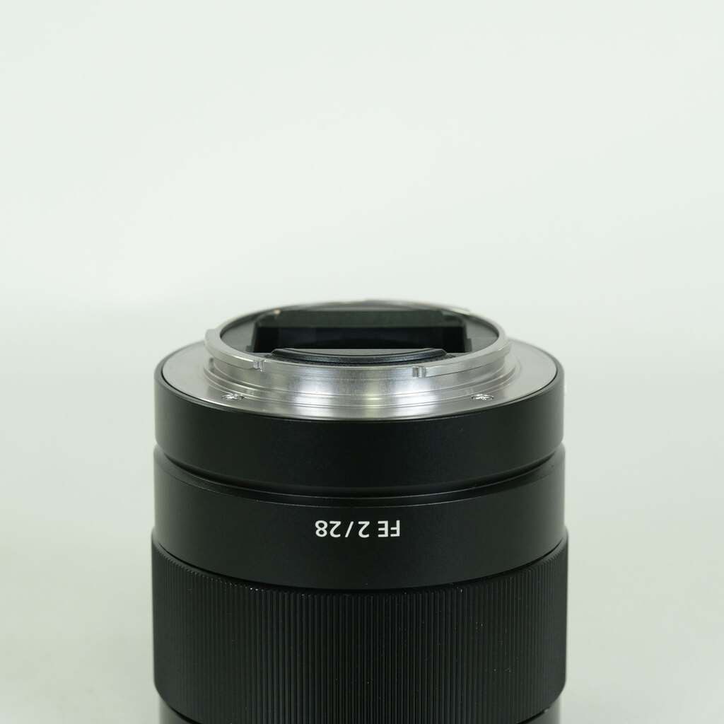 SONY FE 28mm F2 SEL28F20