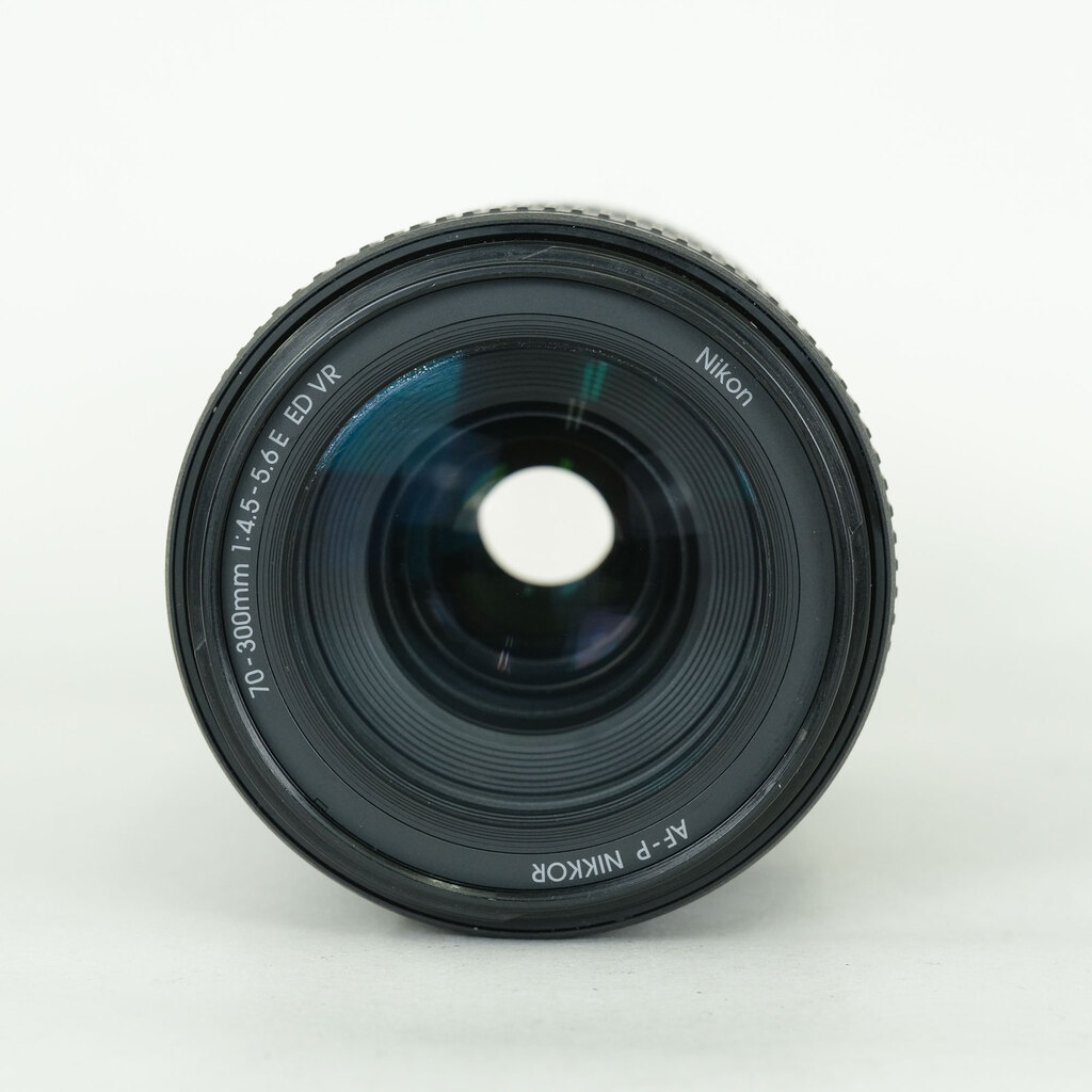 Nikon AF-P NIKKOR 70-300mm f/4.5-5.6E ED VR