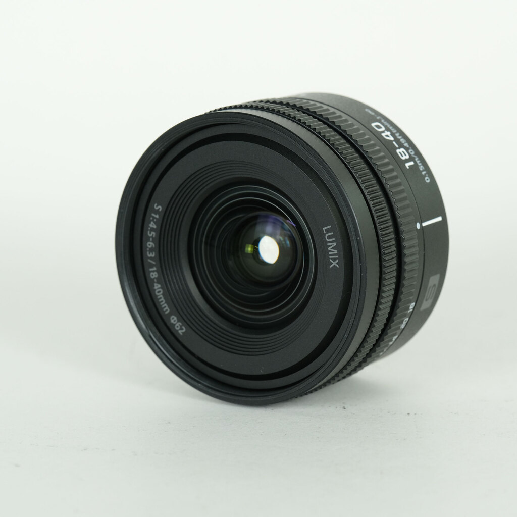 Panasonic LUMIX S 18-40mm F4.5-6.3の出品 | ONE SCENE（ワンシーン）