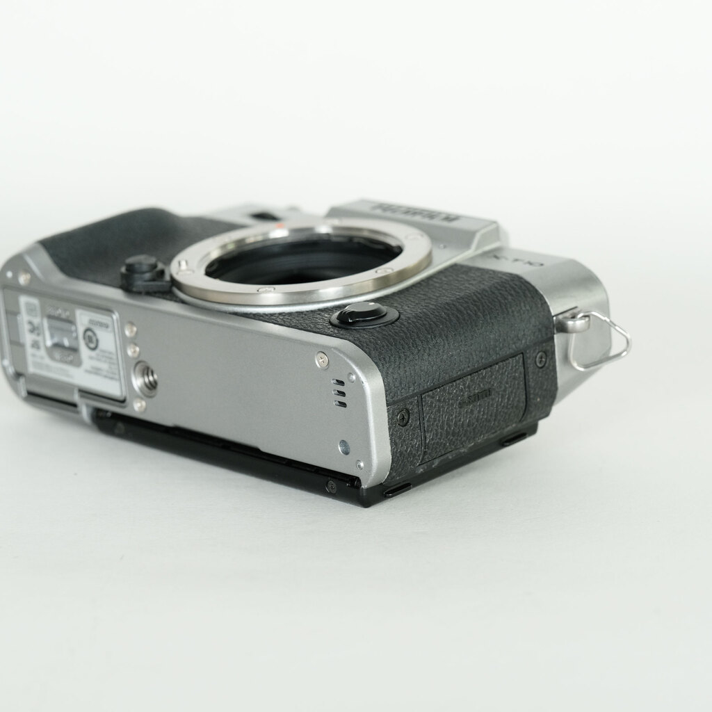 FUJIFILM X-T10 ボディ シルバー