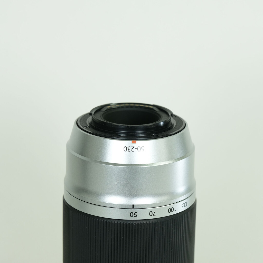 FUJIFILM フジノン XC50-230mm F4.5-6.7 OIS シルバー FUJIFILM フジノン XC50-230mm F4.5-6.7 OIS シルバー