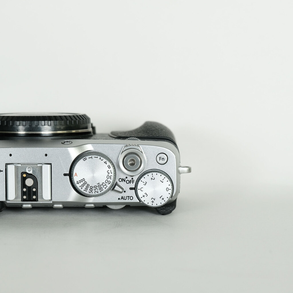 FUJIFILM X-E3
