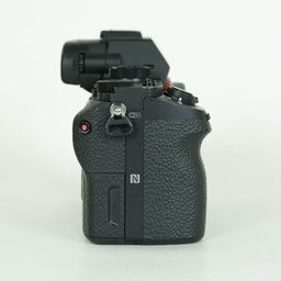 SONY α7 II(ILCE-7M2) SONY α7 II(ILCE-7M2)