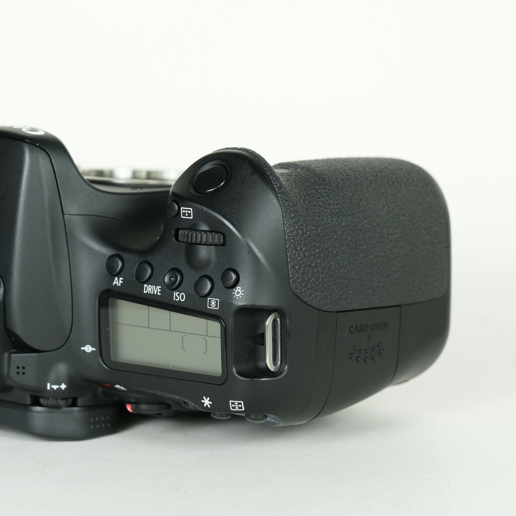 Canon EOS 70Dの出品 | ONE SCENE（ワンシーン）