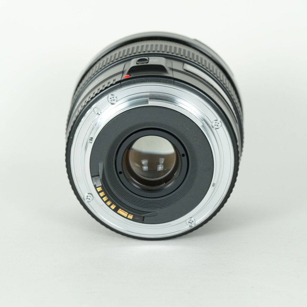 Canon EF20mm F2.8 USMの出品 | ONE SCENE（ワンシーン）