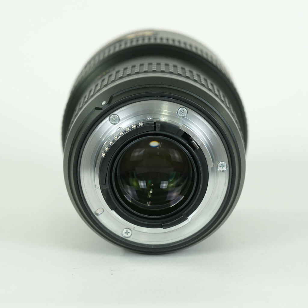 Nikon AF-S NIKKOR 16-35mm F4 G ED VR Nikon AF-S NIKKOR 16-35mm F4 G ED VR