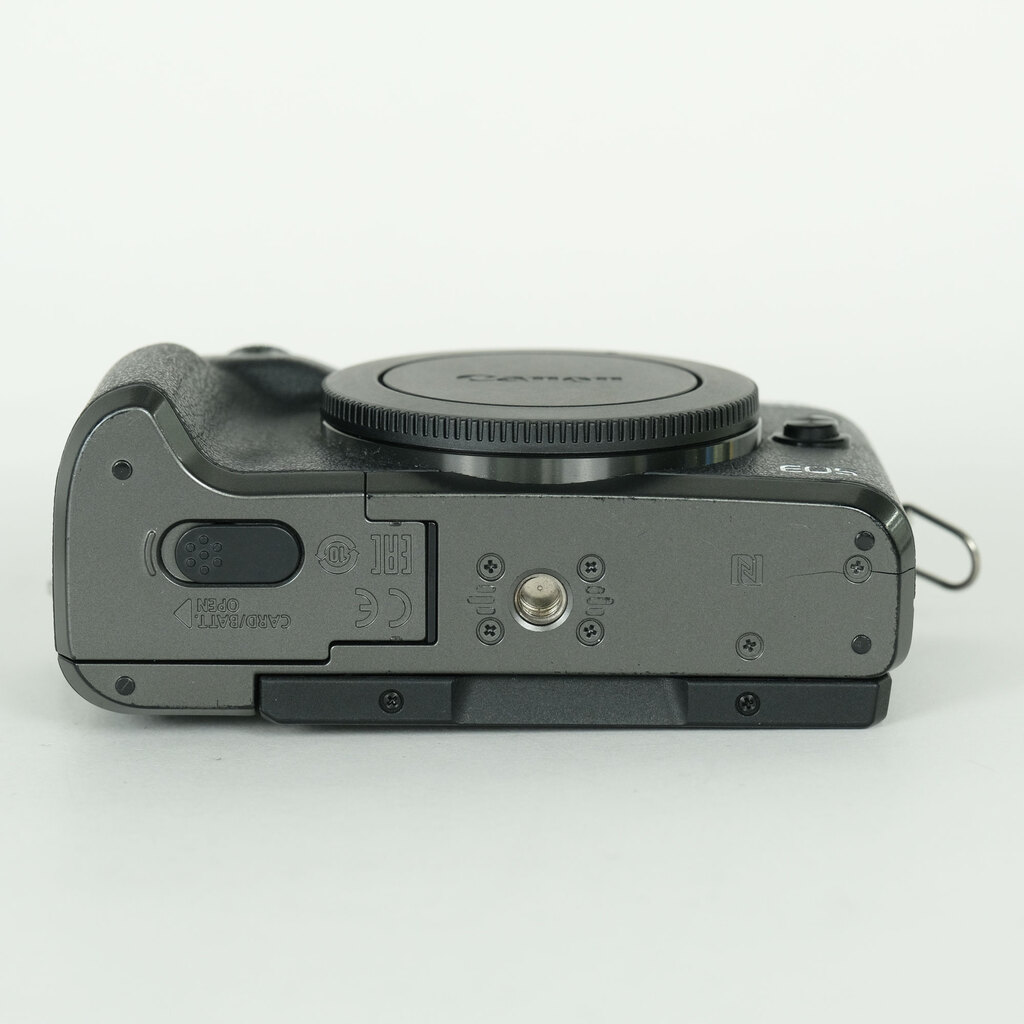 Canon EOS M6 Canon EOS M6