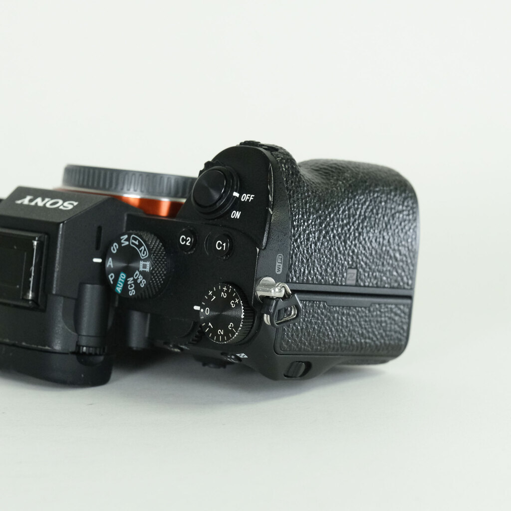 SONY α7 III(ILCE-7M3) SONY α7 III(ILCE-7M3)