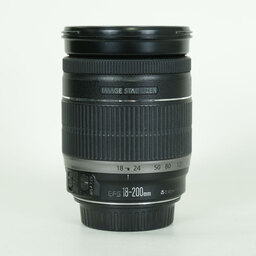 Canon EF-S18-200mm F3.5-5.6 IS