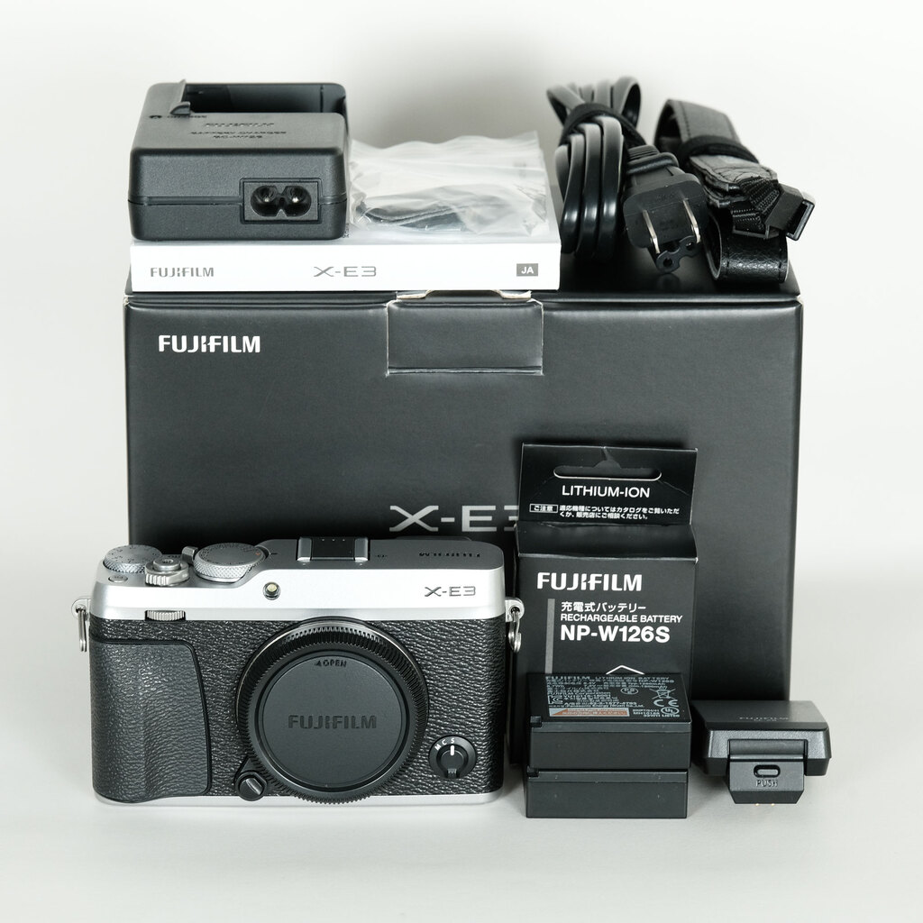 FUJIFILM X-E3