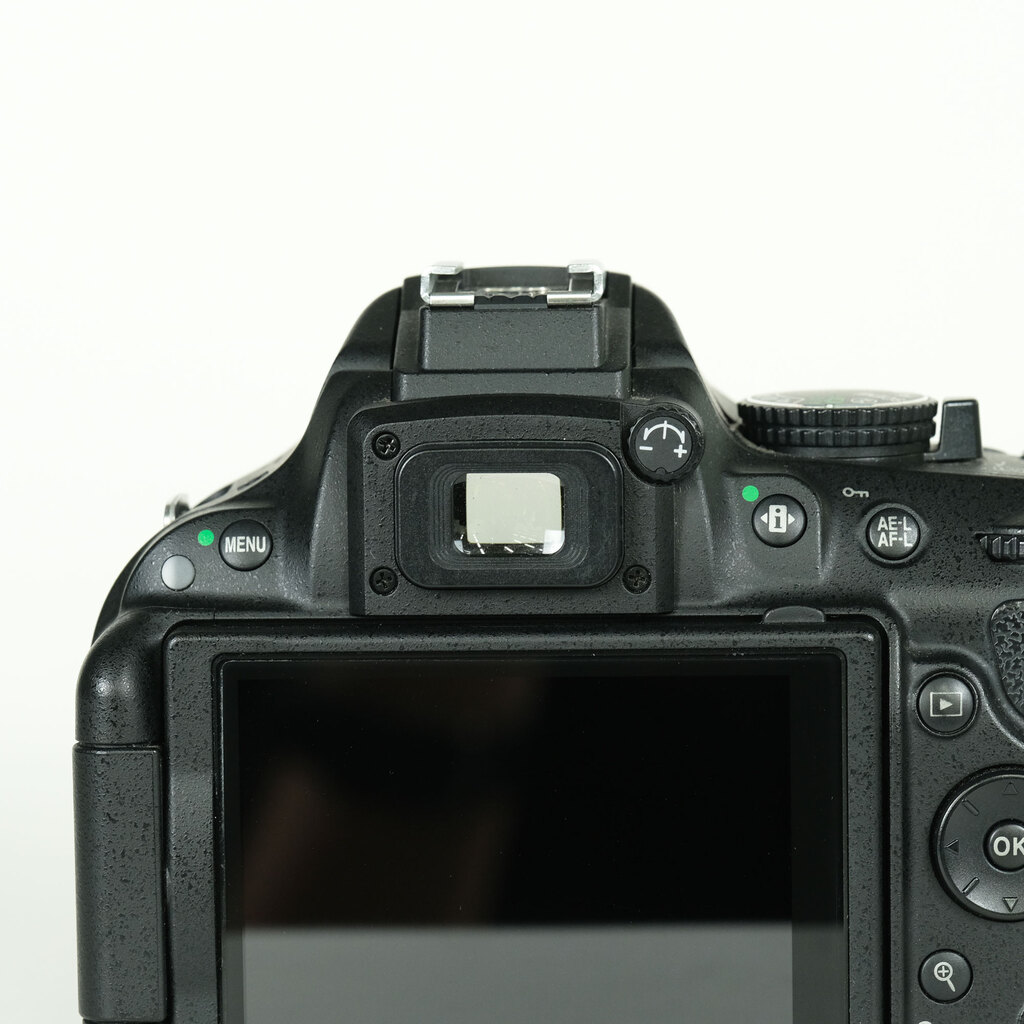 Nikon D5200 ボディ ブラックの出品 | ONE SCENE（ワンシーン）