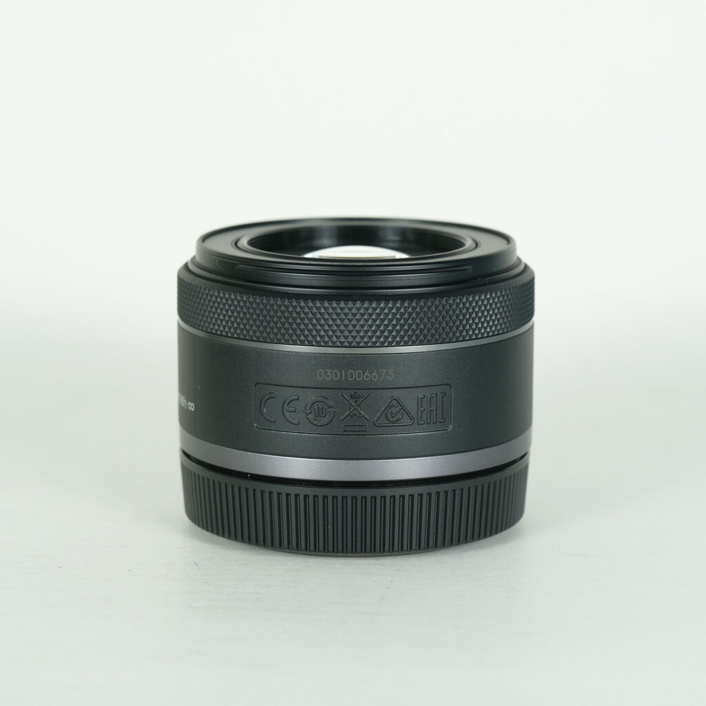 Canon RF50mm F1.8 STM Canon RF50mm F1.8 STM