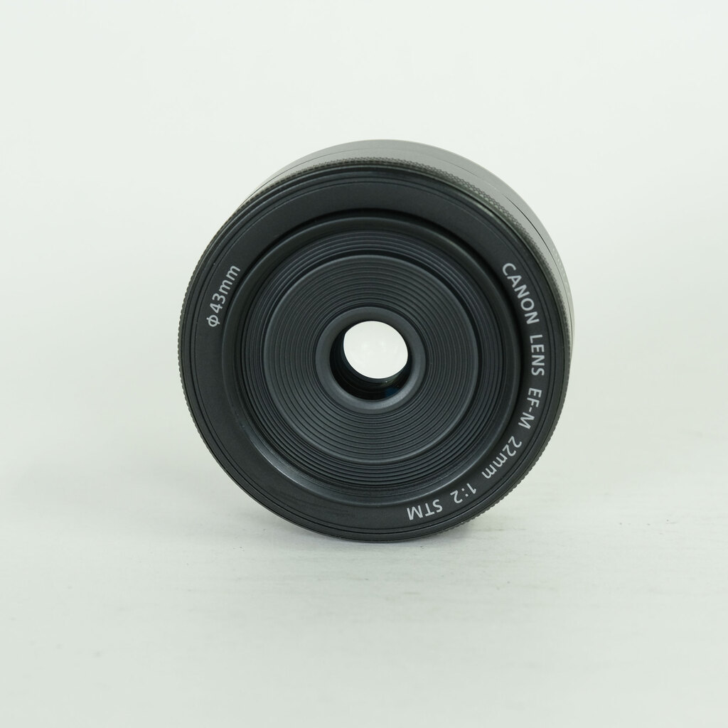 Canon EF-M22mm F2 STM