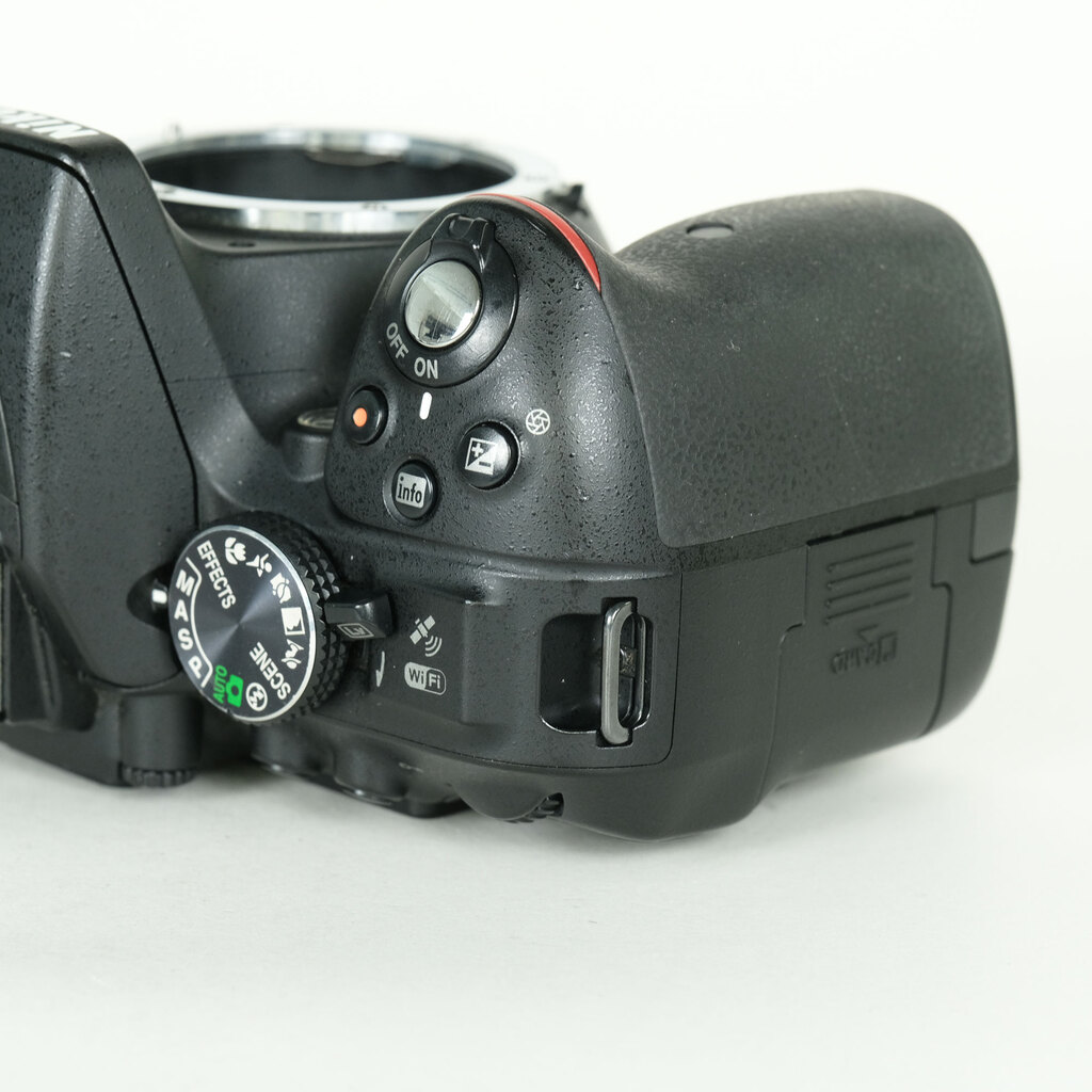Nikon D5300