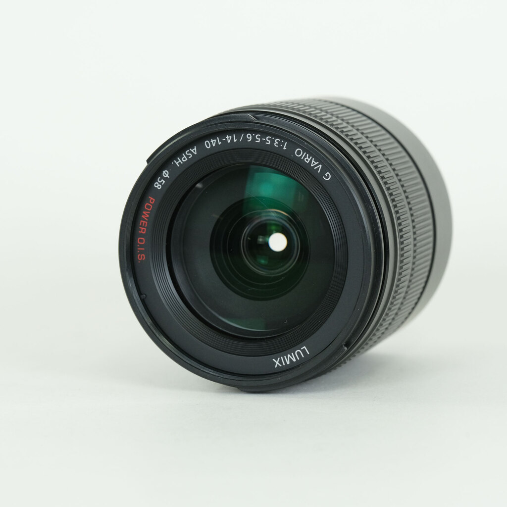 Panasonic LUMIX G VARIO 14-140mm / F3.5-5.6 II ASPH. / POWER O.I.S Panasonic LUMIX G VARIO 14-140mm / F3.5-5.6 II ASPH. / POWER O.I.S