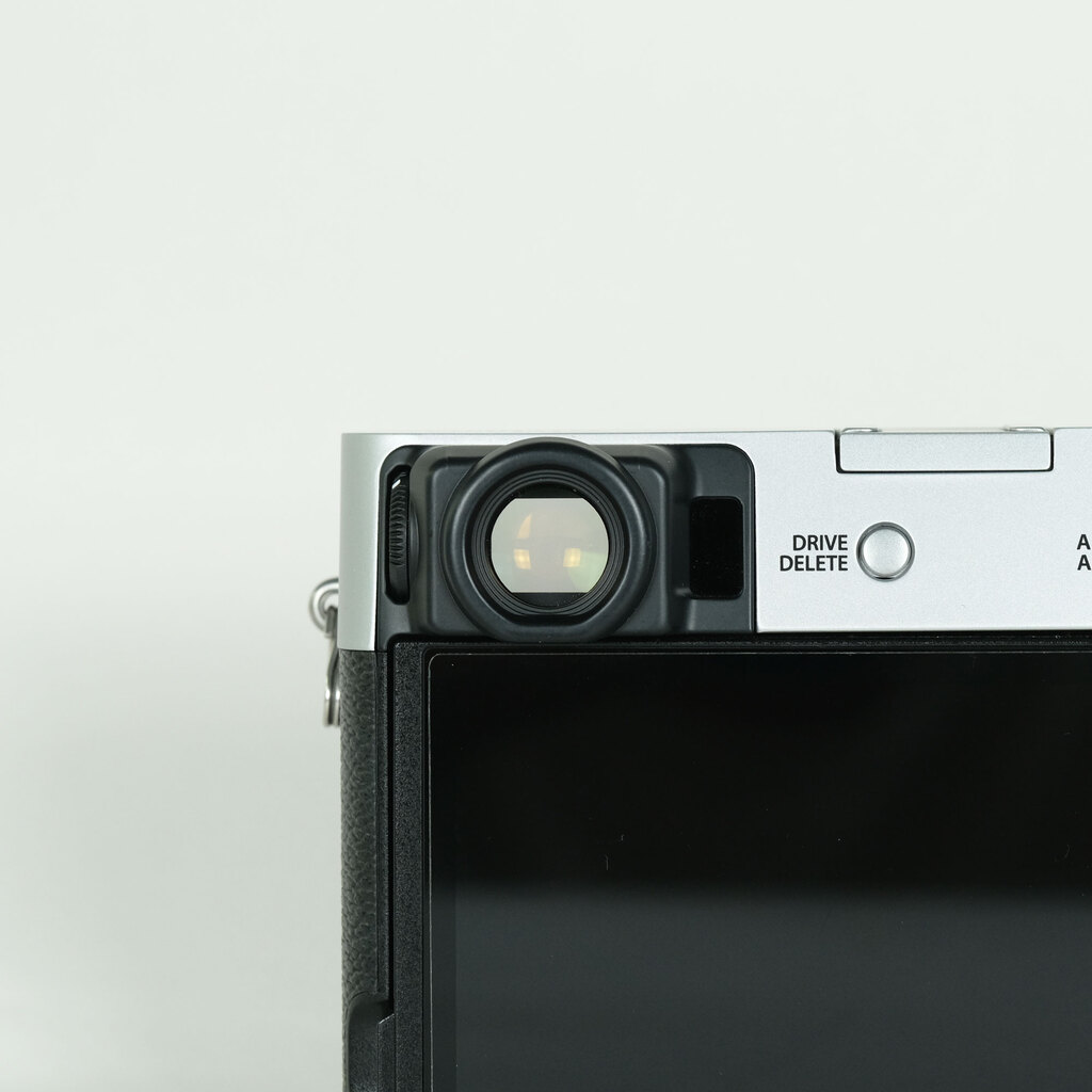 FUJIFILM X100V シルバー
