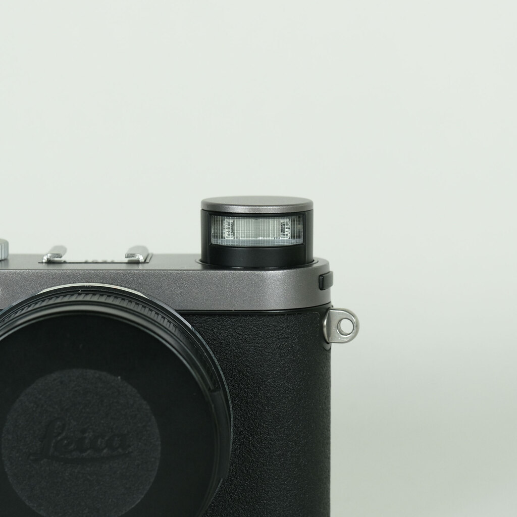LEICA X1 スチールグレーの出品 | ONE SCENE（ワンシーン）