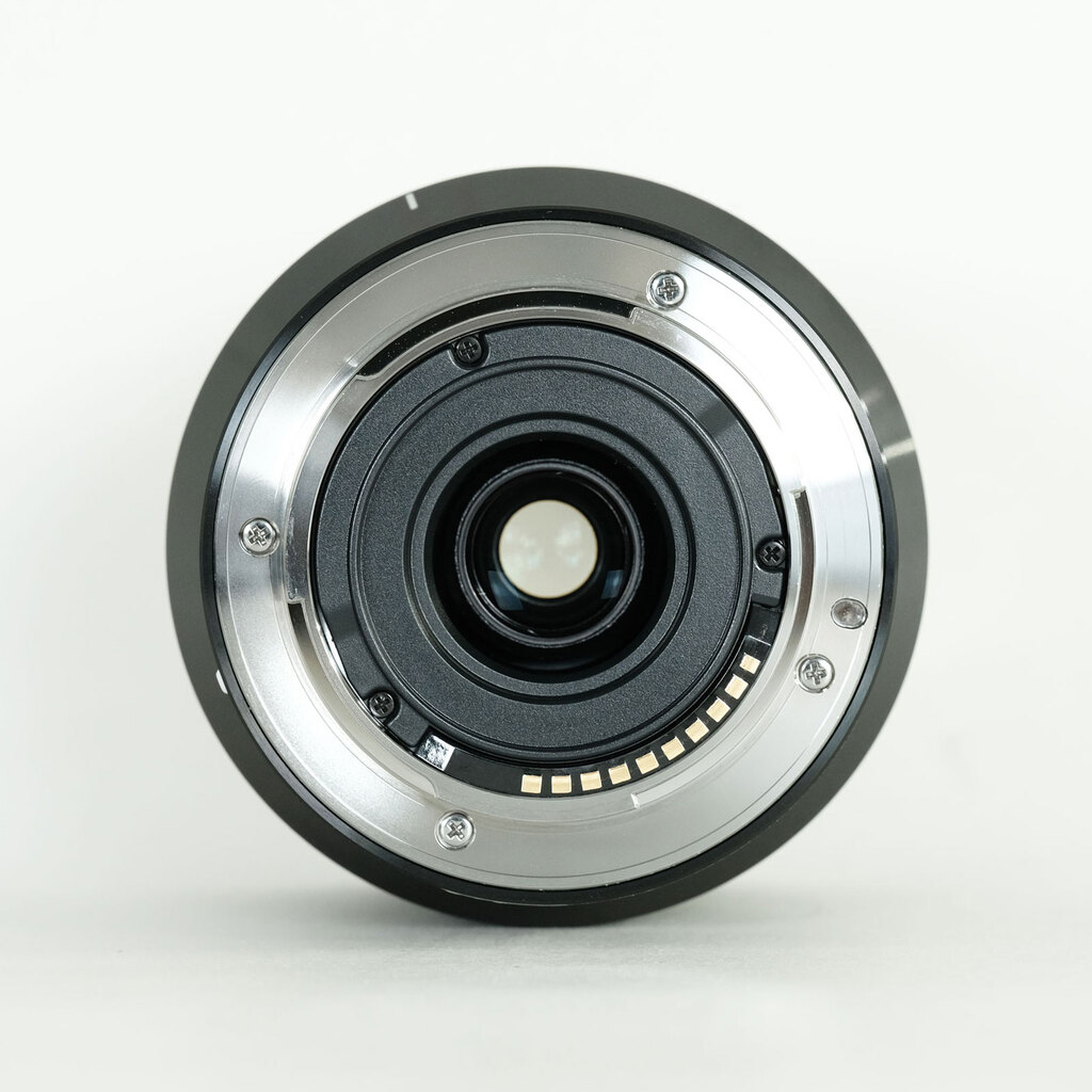 SONY E 10-18mm F4 OSS SEL1018