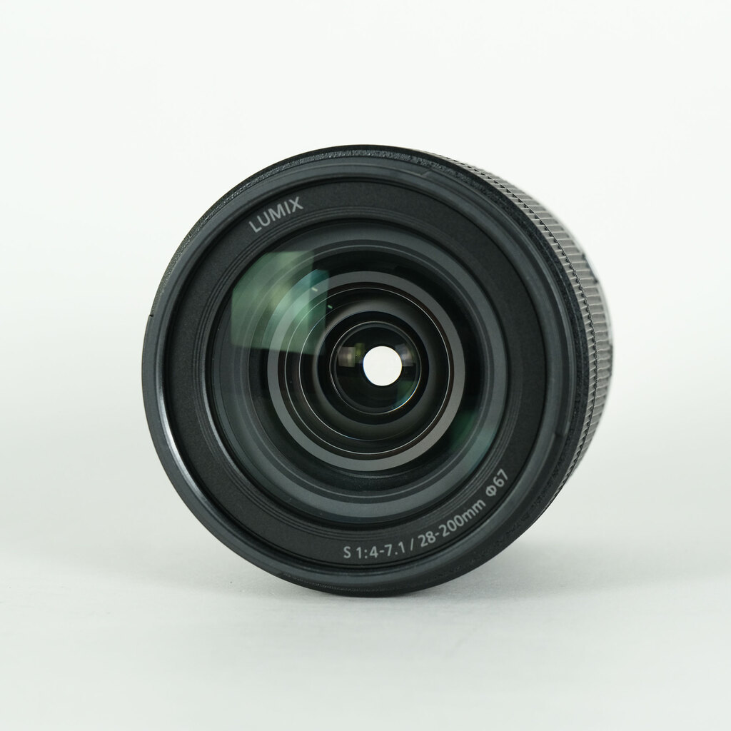 Panasonic LUMIX S 28-200mm F4-7.1 MACRO O.I.S.の出品 | ONE SCENE