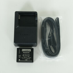 Panasonic LUMIX DC-GF90 ボディ ホワイト
