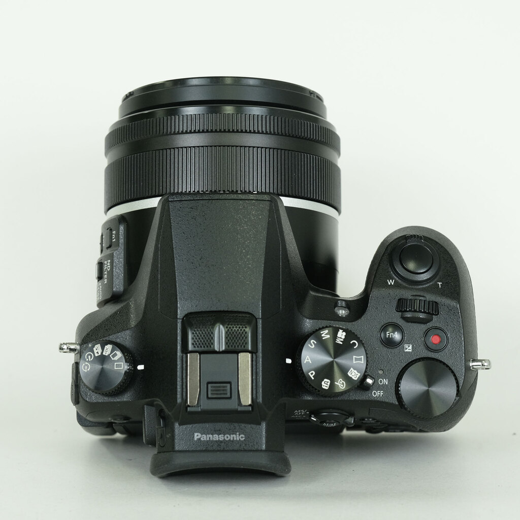 Panasonic LUMIX DMC-FZH1