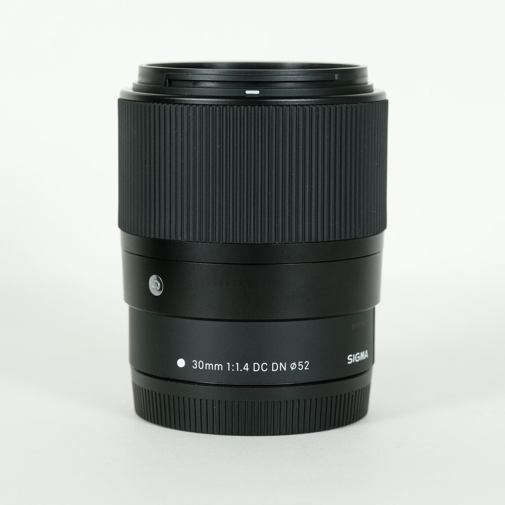 SIGMA 30mm F1.4 DC DN｜Contemporary [キヤノンM用]