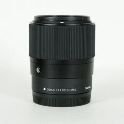 SIGMA 30mm F1.4 DC DN｜Contemporary [キヤノンM用]