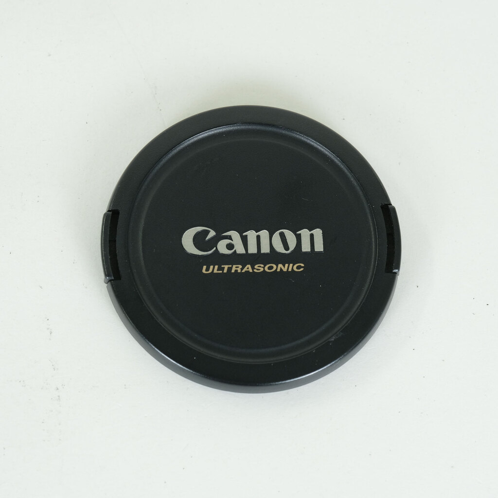 Canon EF28-135mm F3.5-5.6 IS USM Canon EF28-135mm F3.5-5.6 IS USM