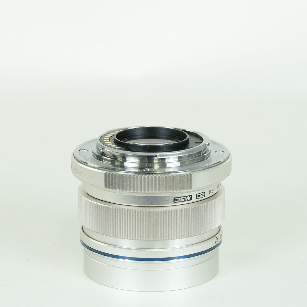 OLYMPUS M.ZUIKO DIGITAL ED 12mm F2.0 OLYMPUS M.ZUIKO DIGITAL ED 12mm F2.0