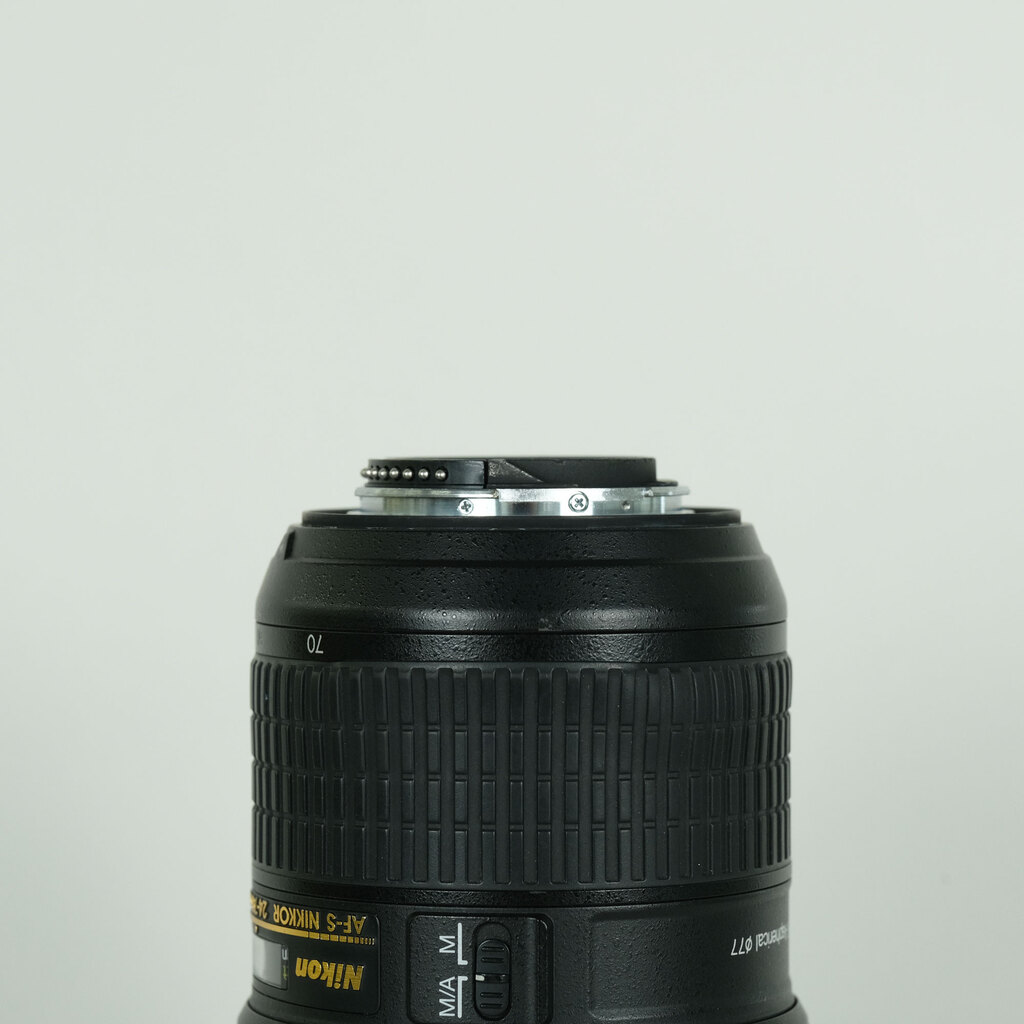 Nikon AF-S NIKKOR 24-70mm f/2.8G ED