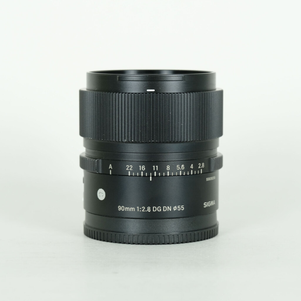 90mm F2.8 DG DN [ソニーE用] 中古価格比較 - 価格.com
