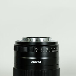 VILTROX AF 33mm F1.4 (フジフイルムX用)