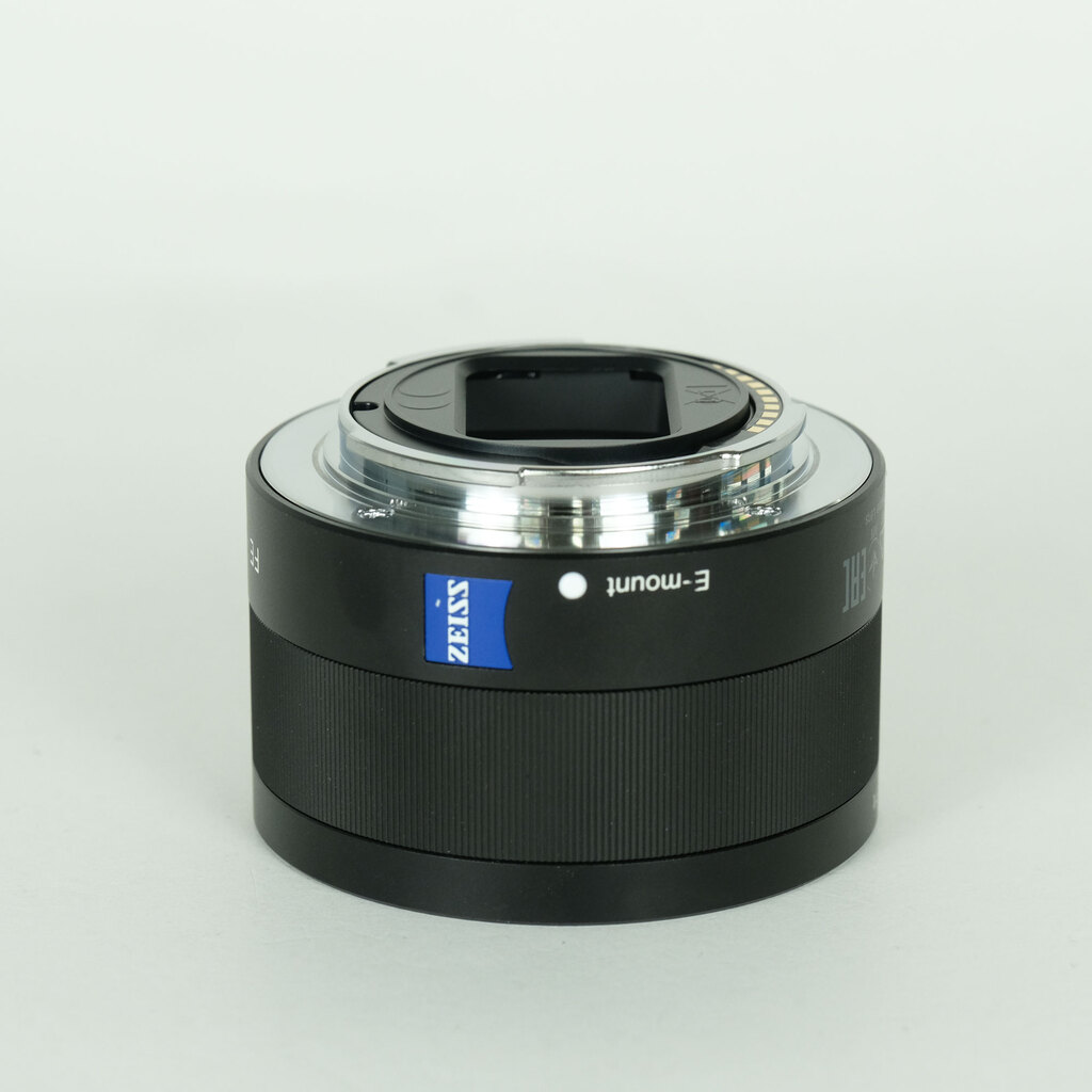 SONY Sonnar T* FE 35mm F2.8 ZA SEL35F28Z SONY Sonnar T* FE 35mm F2.8 ZA SEL35F28Z