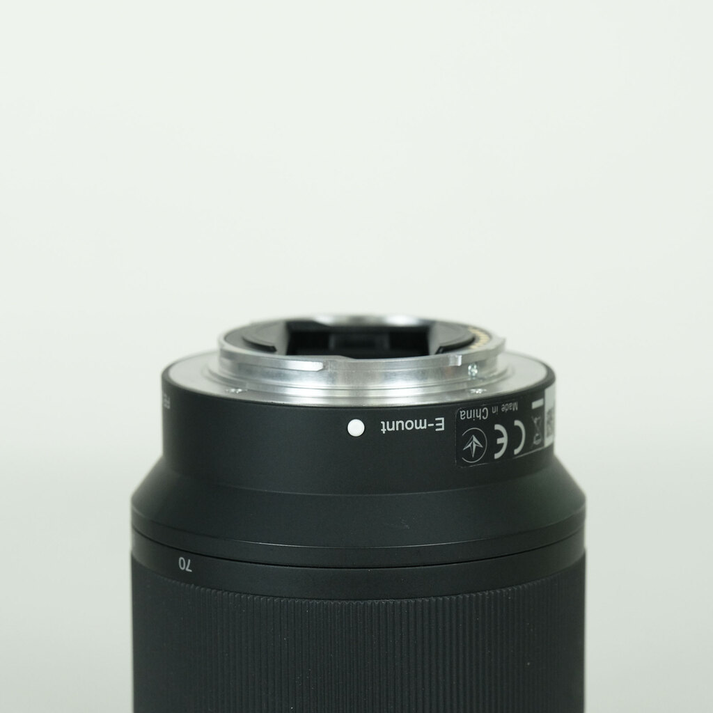 SONY FE 28-70mm F3.5-5.6 OSS SEL2870の出品 | ONE SCENE（ワンシーン）