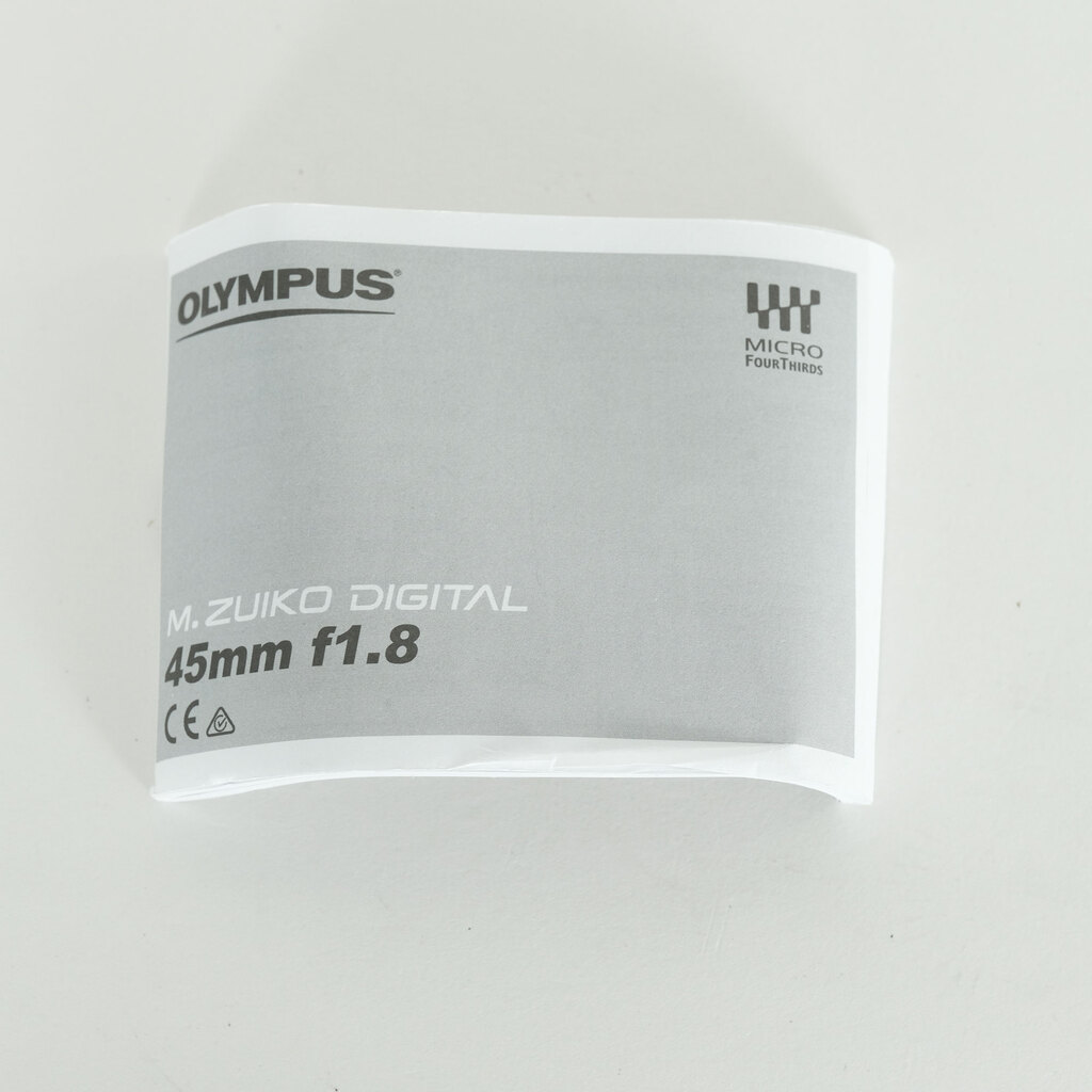 OLYMPUS M.ZUIKO DIGITAL 45mm F1.8