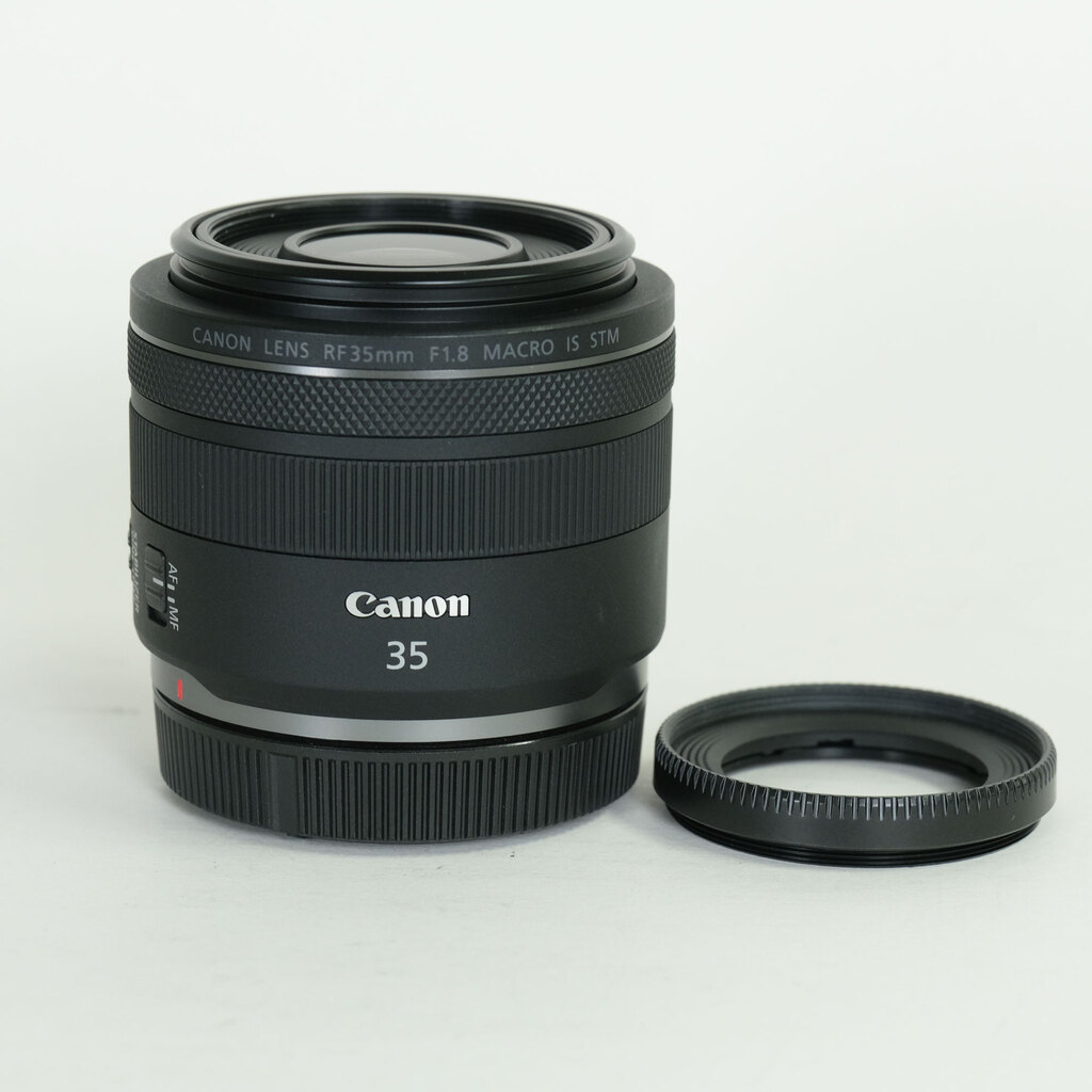 Canon RF35mm F1.8 MACRO IS STM