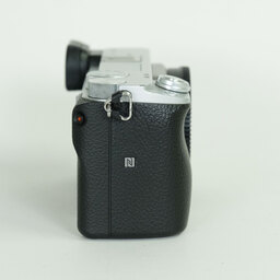 SONY α6400（ILCE-6400）