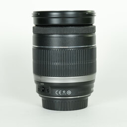 Canon EF-S18-200mm F3.5-5.6 IS